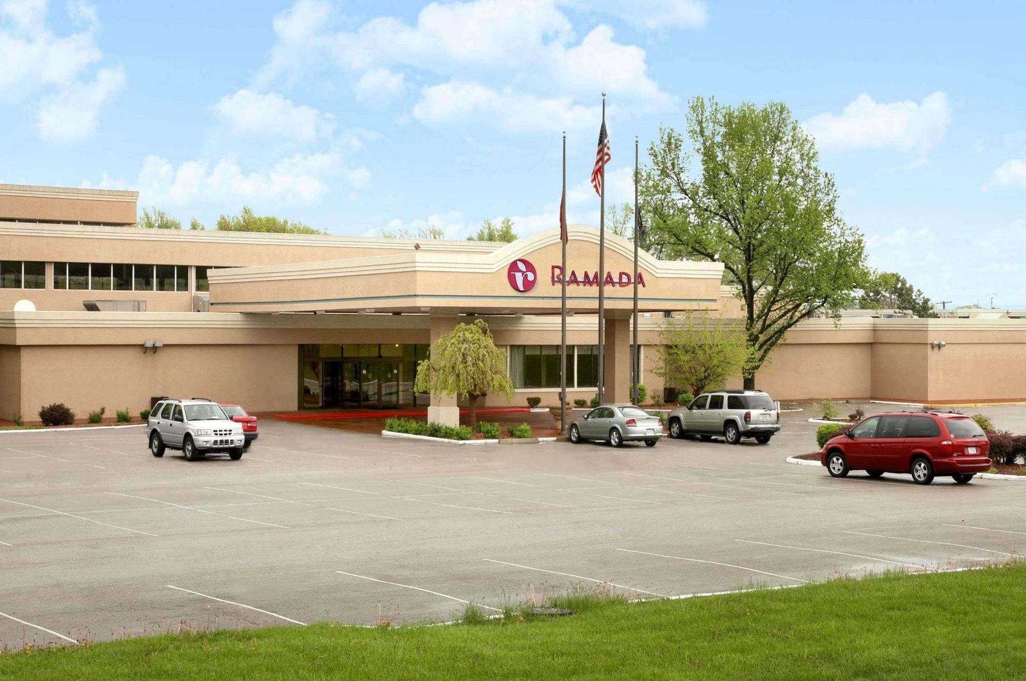 Ramada Overland Park Mission 外观 照片